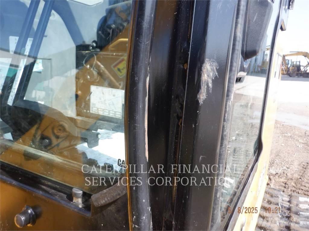 CAT 303.5-07CR حفارات زحافة