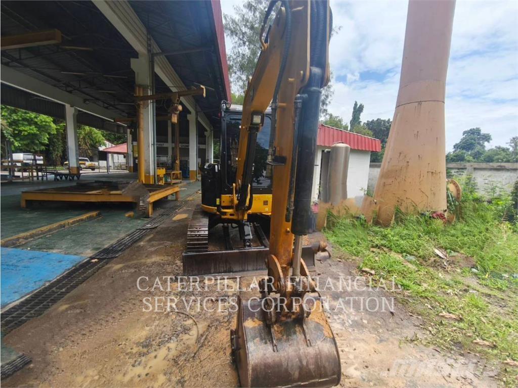 CAT 303.5-07CR حفارات زحافة