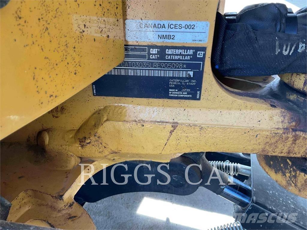 CAT 303.5 A حفارات زحافة
