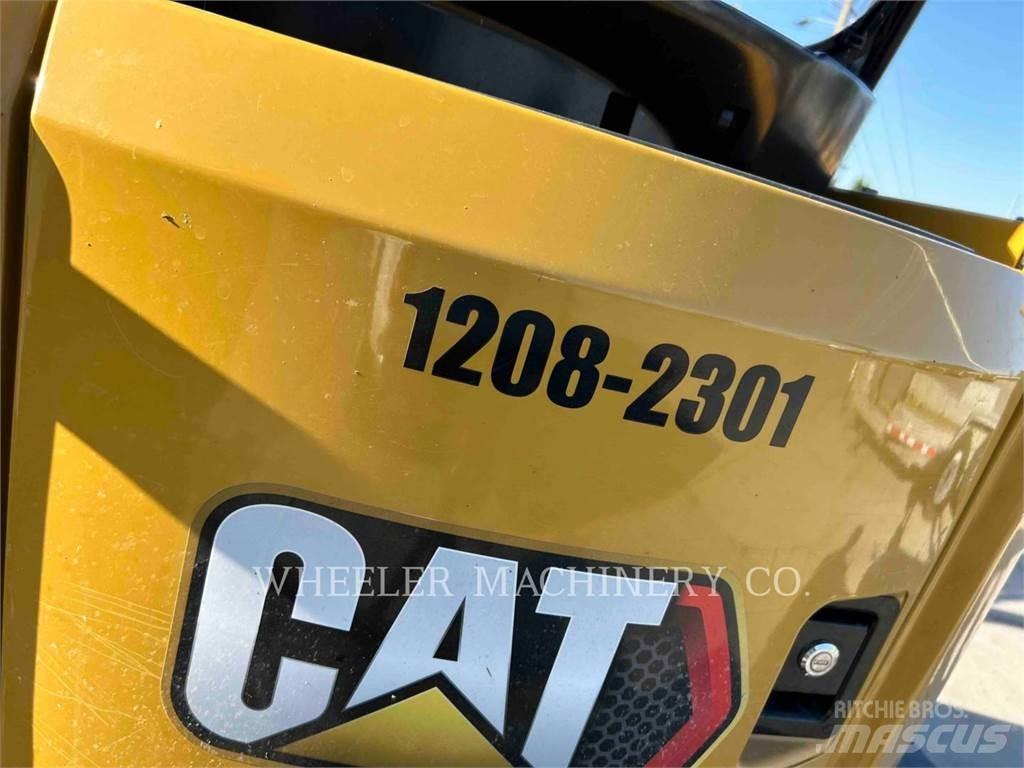 CAT 303.5 C1TH حفارات زحافة
