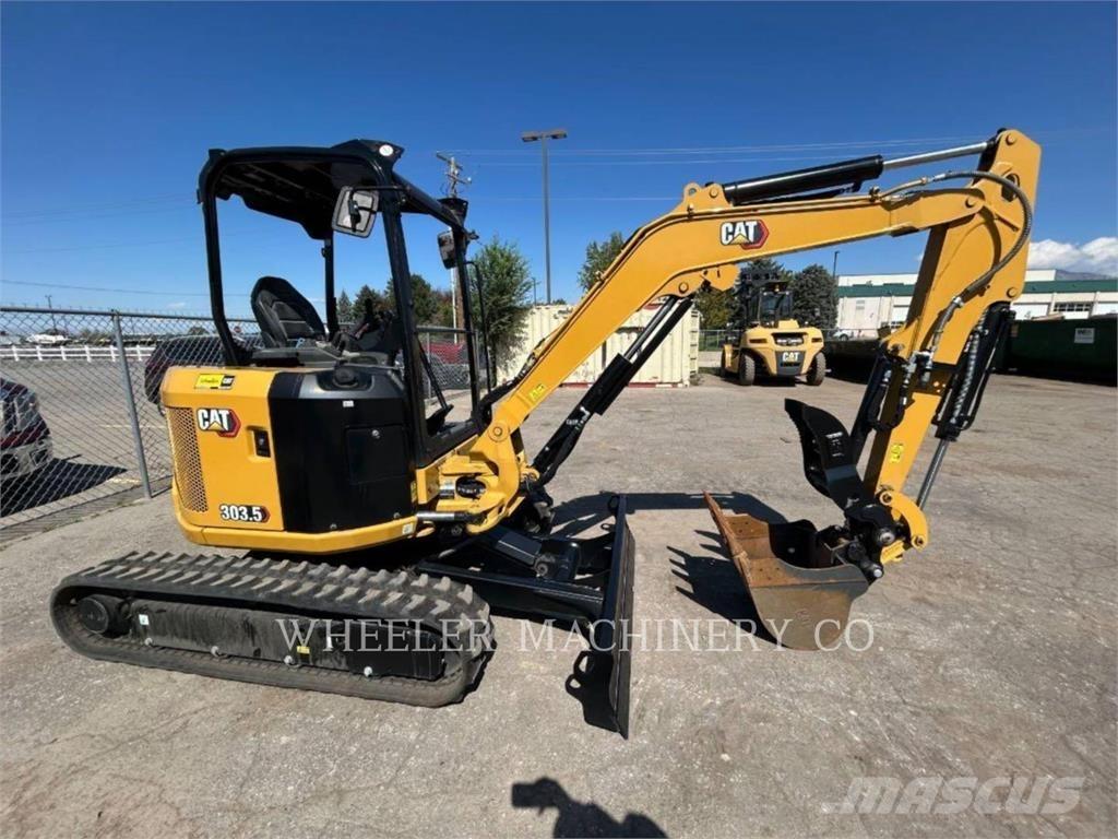 CAT 303.5 C1TH حفارات زحافة