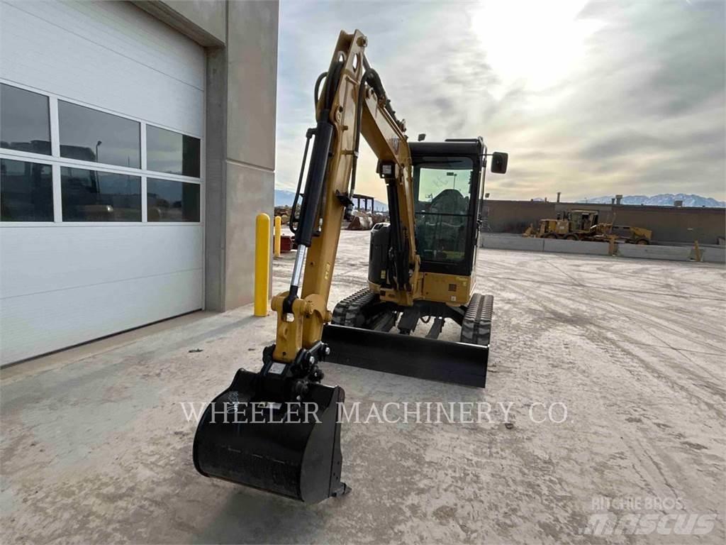 CAT 303.5 C3 حفارات زحافة