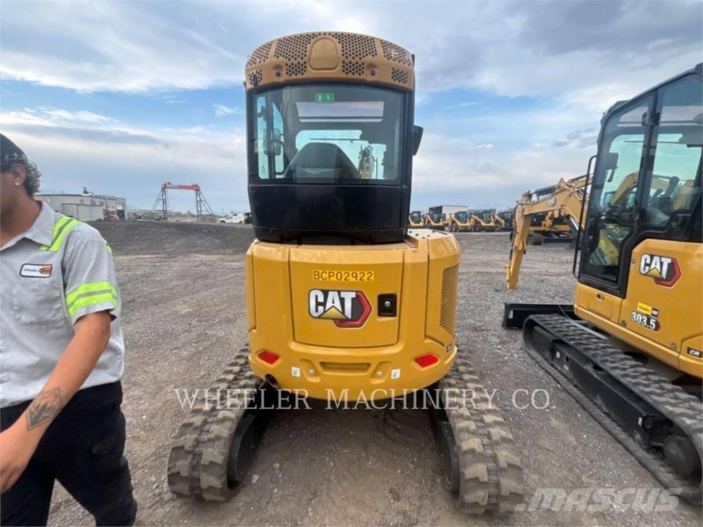 CAT 303.5 C3 حفارات زحافة