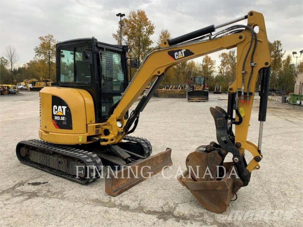 CAT 303.5 E2 حفارات زحافة