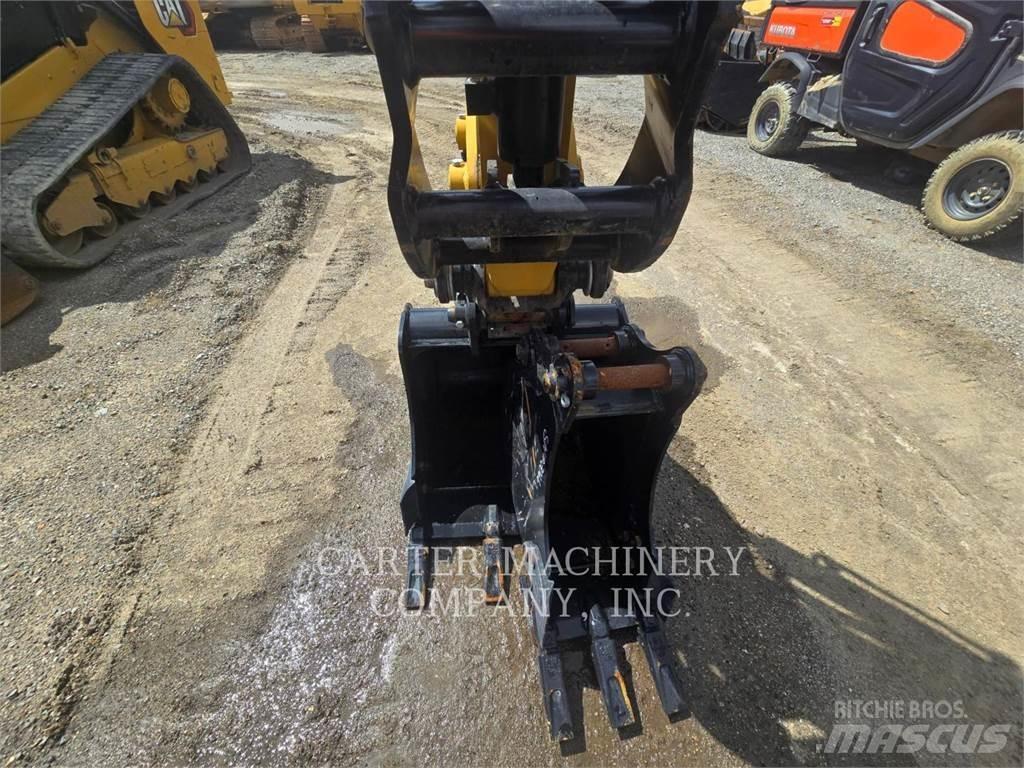 CAT 303.5CR حفارات زحافة