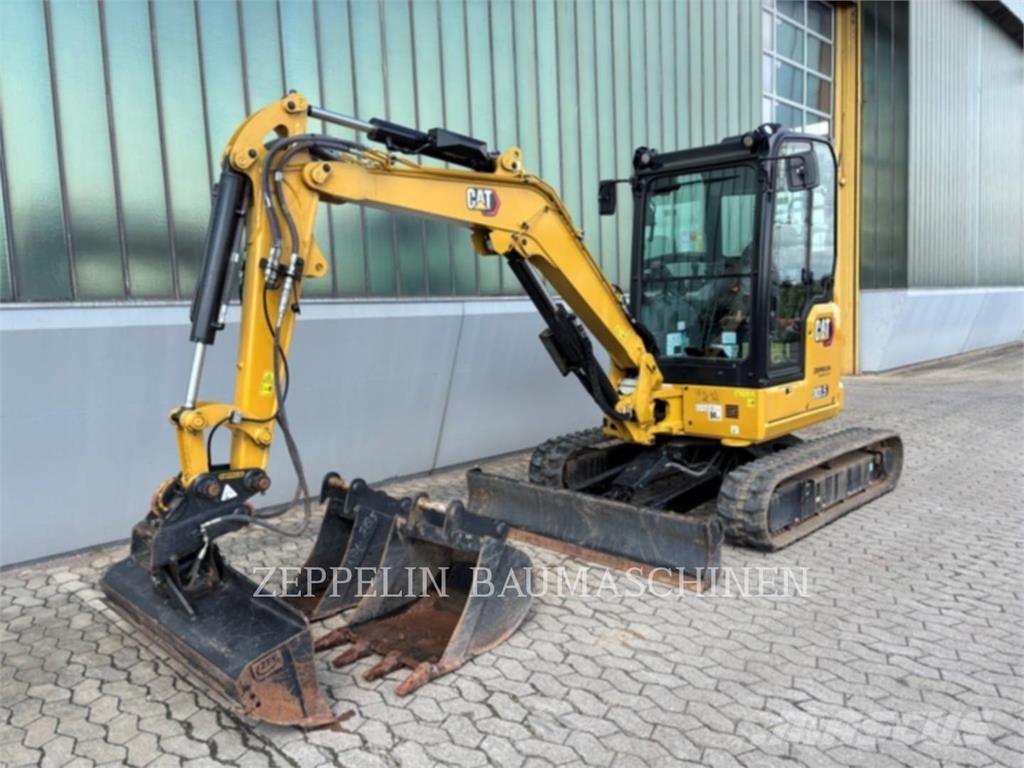 CAT 303.5CR-07 حفارات زحافة