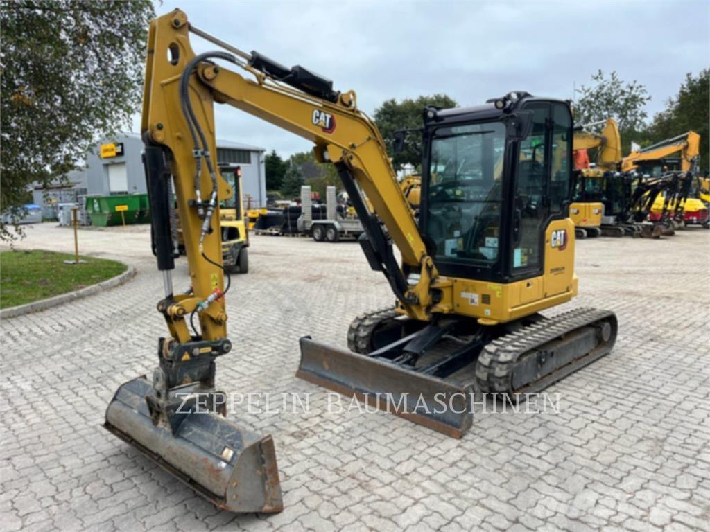 CAT 303.5CR-07 حفارات زحافة