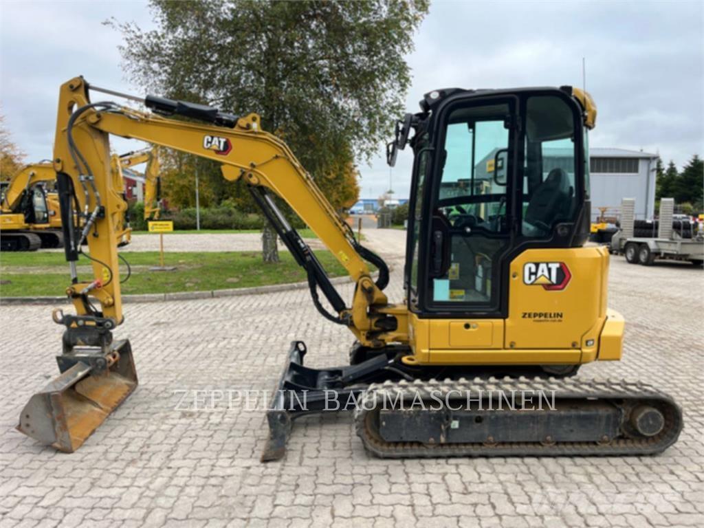 CAT 303.5CR-07 حفارات زحافة