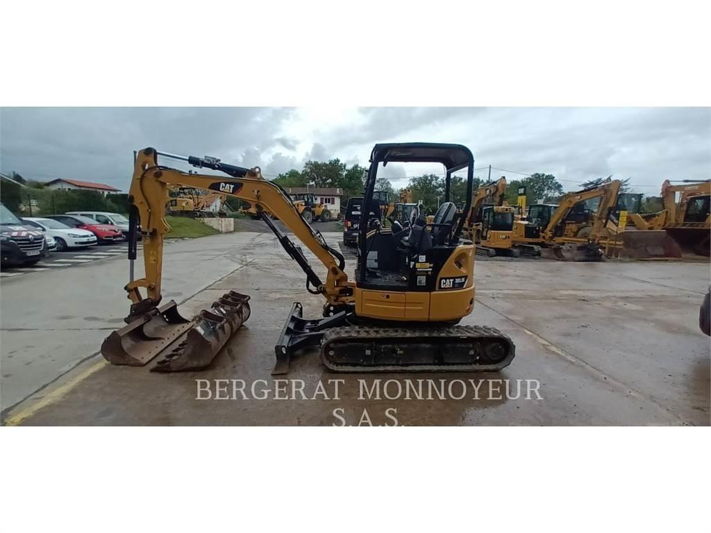 CAT 303.5E CR حفارات زحافة