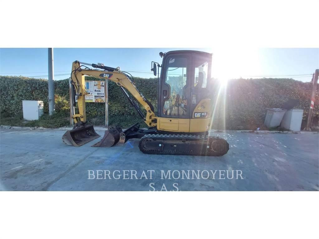 CAT 303.5E CR حفارات زحافة