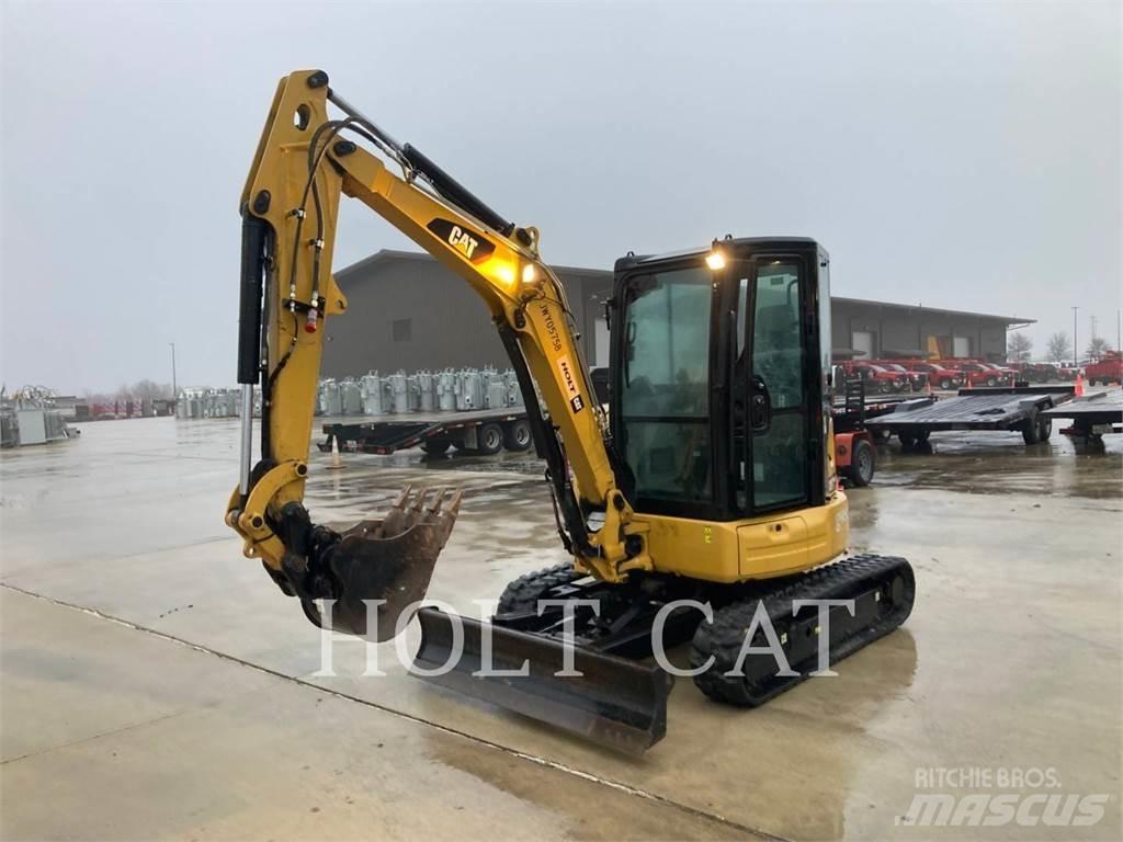 CAT 303.5E CR حفارات زحافة