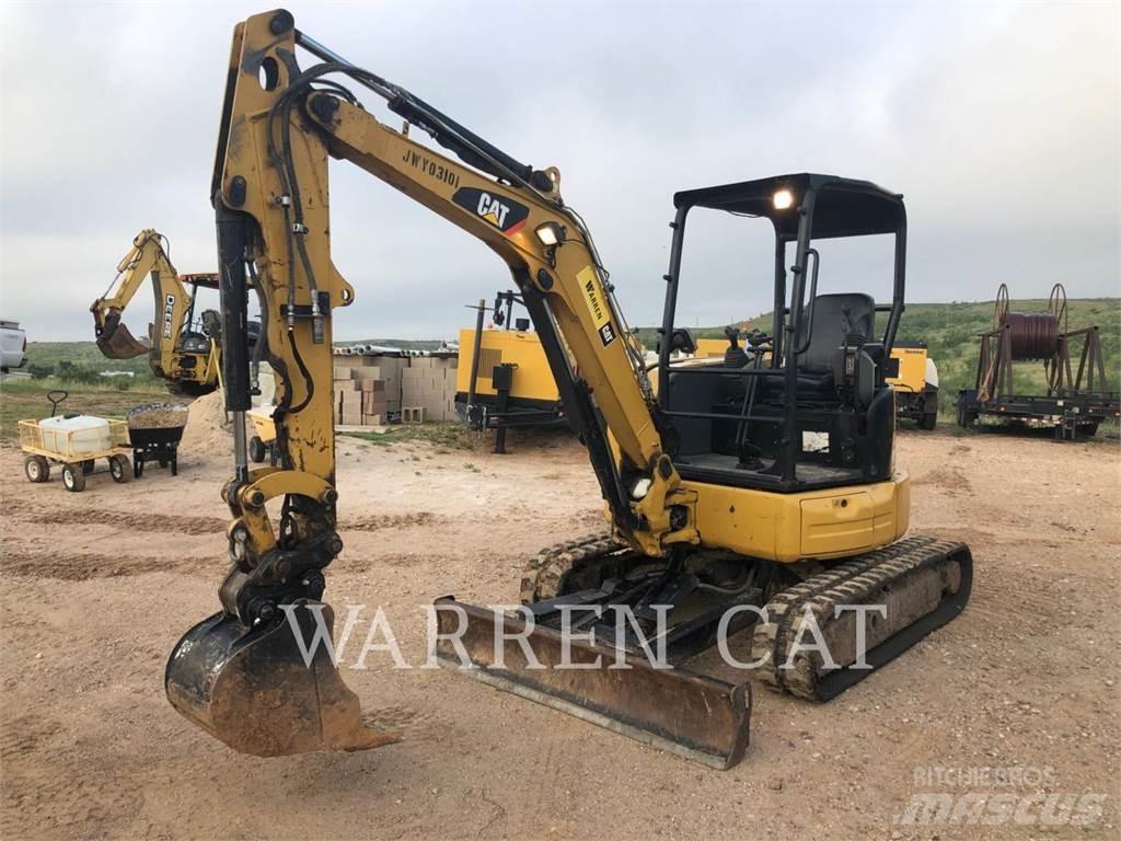 CAT 303.5E2 حفارات زحافة