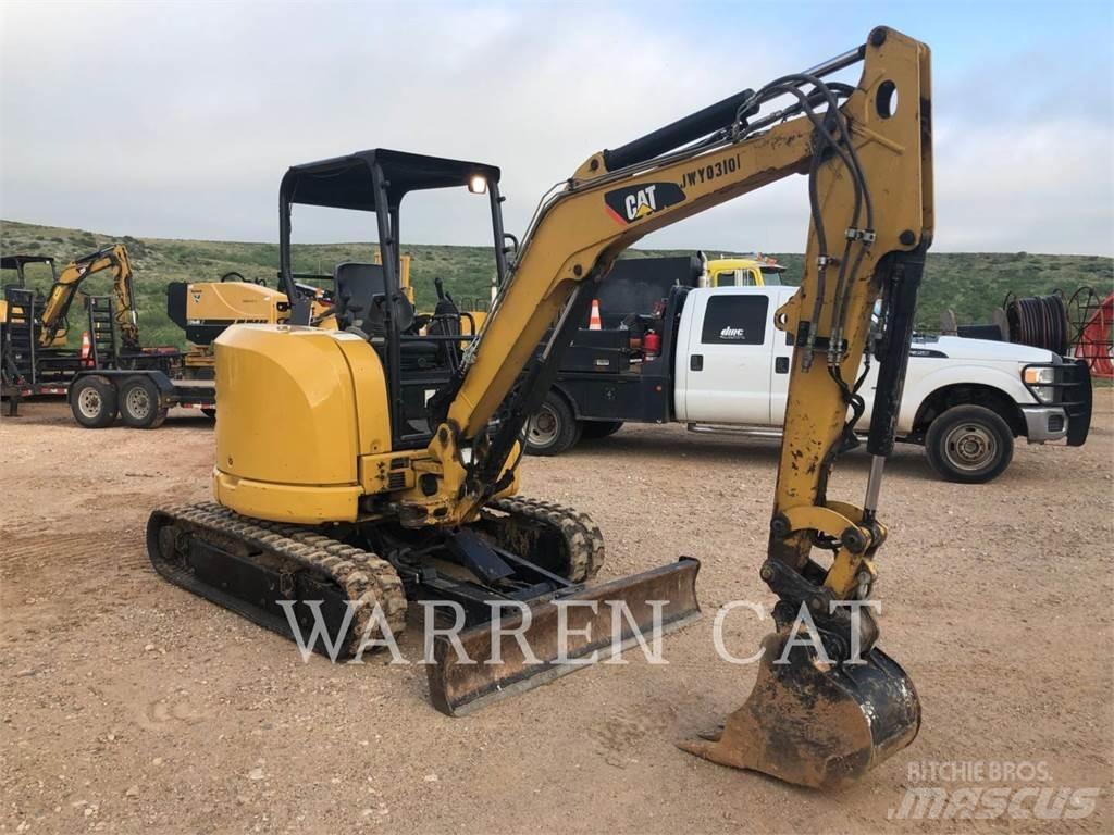 CAT 303.5E2 حفارات زحافة