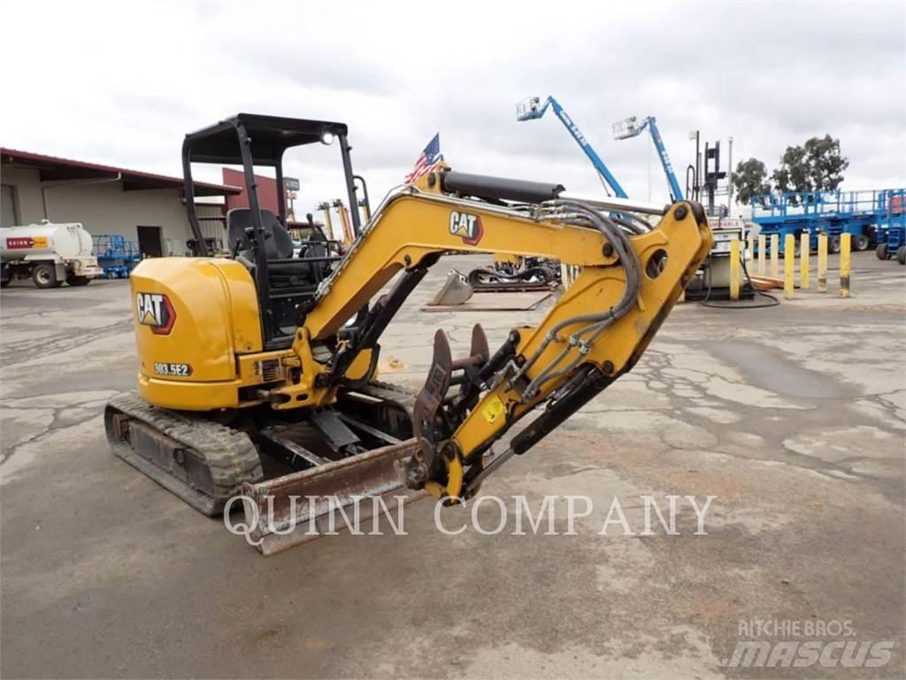 CAT 303.5E2 حفارات زحافة