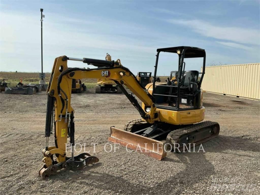 CAT 303.5E2 حفارات زحافة