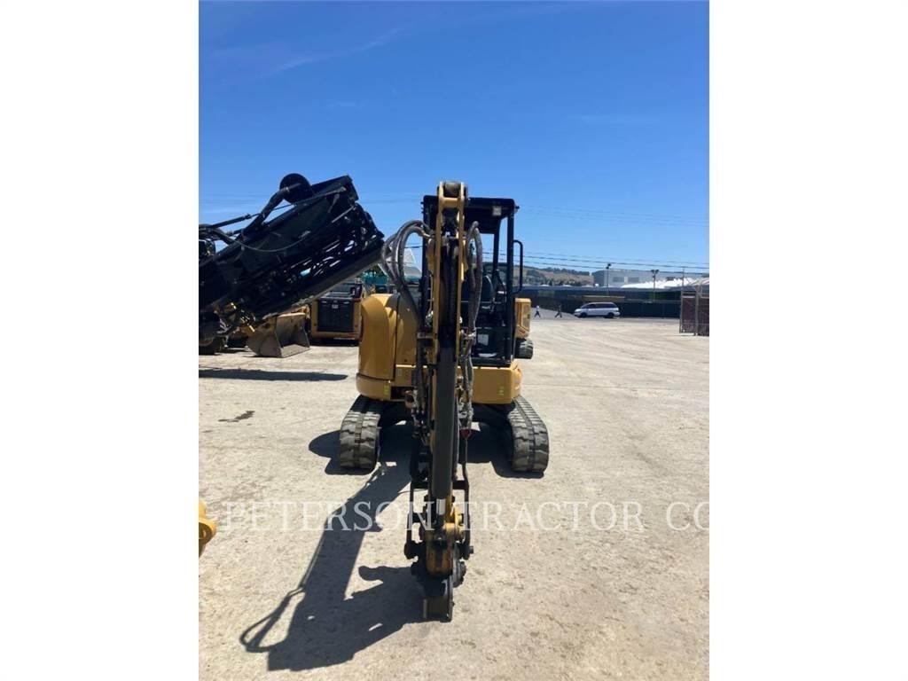 CAT 303.5E2 حفارات زحافة