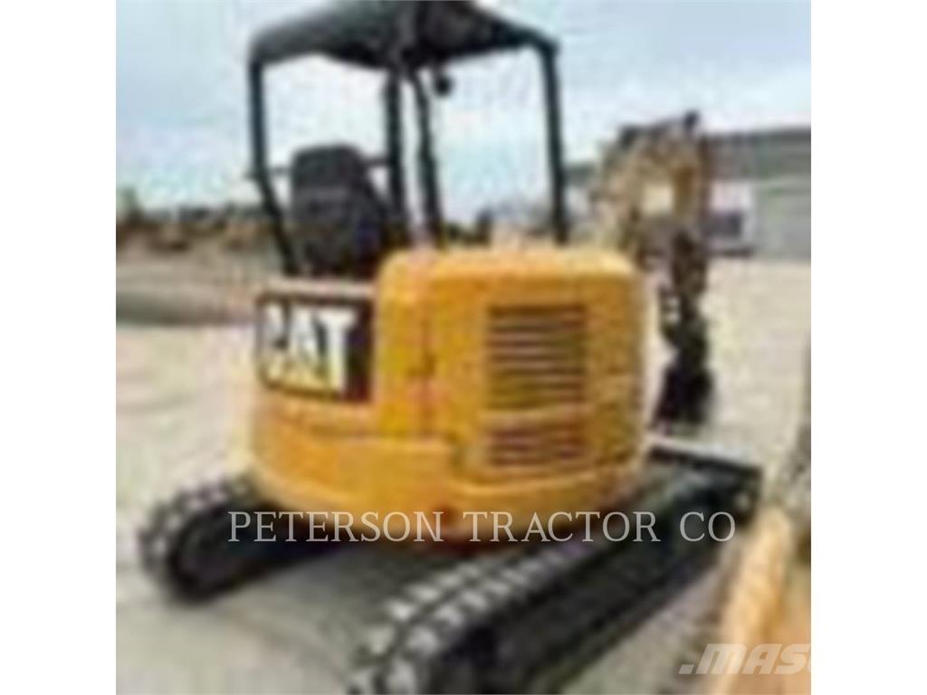 CAT 303.5E2 حفارات زحافة