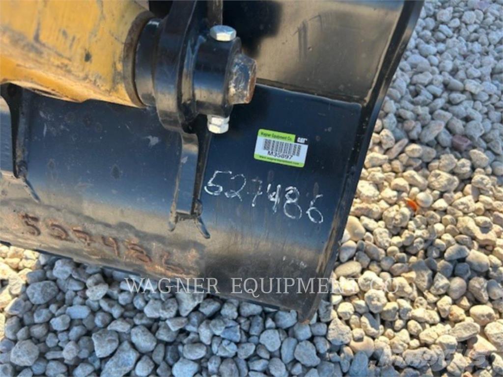 CAT 303.5E2 حفارات زحافة