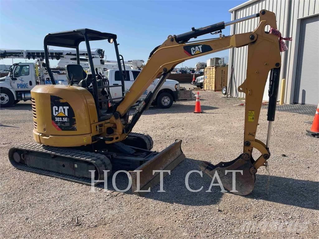 CAT 303.5E2 CR حفارات زحافة