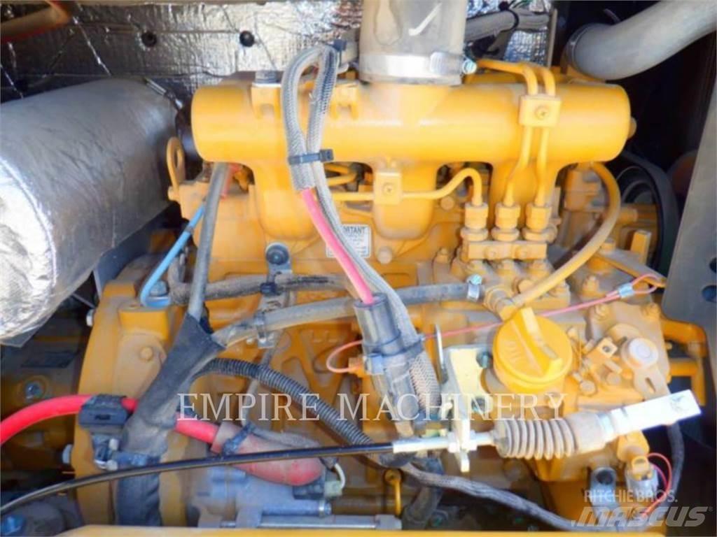 CAT 303.5E2 OR حفارات زحافة