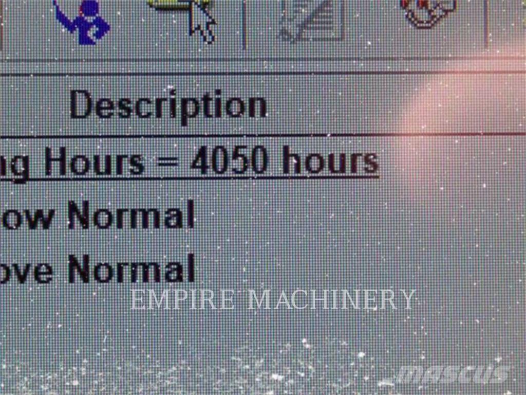 CAT 303.5E2 OR حفارات زحافة