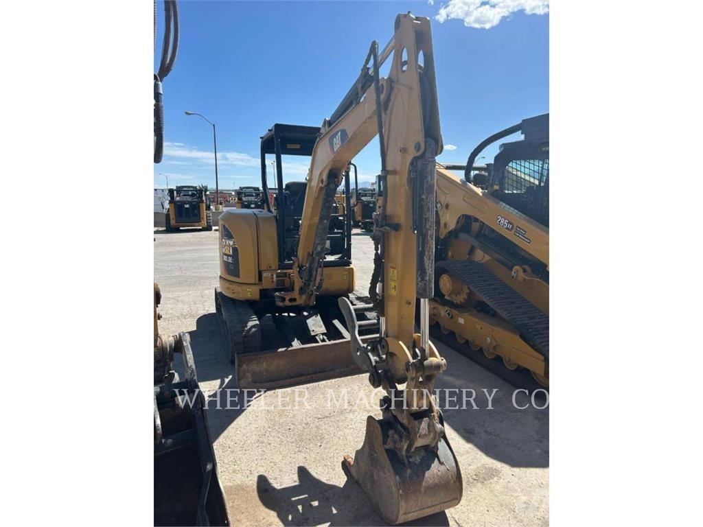 CAT 303.5E2C1T حفارات زحافة