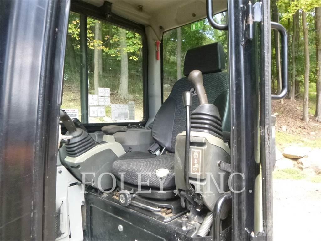 CAT 303.5E2CR حفارات زحافة