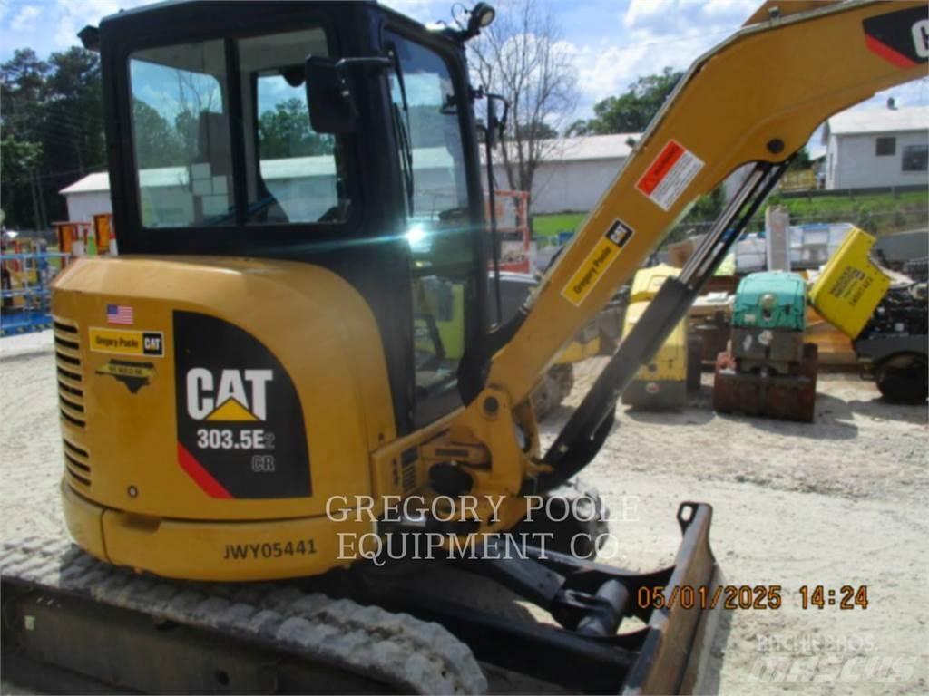 CAT 303.5E2CR حفارات زحافة