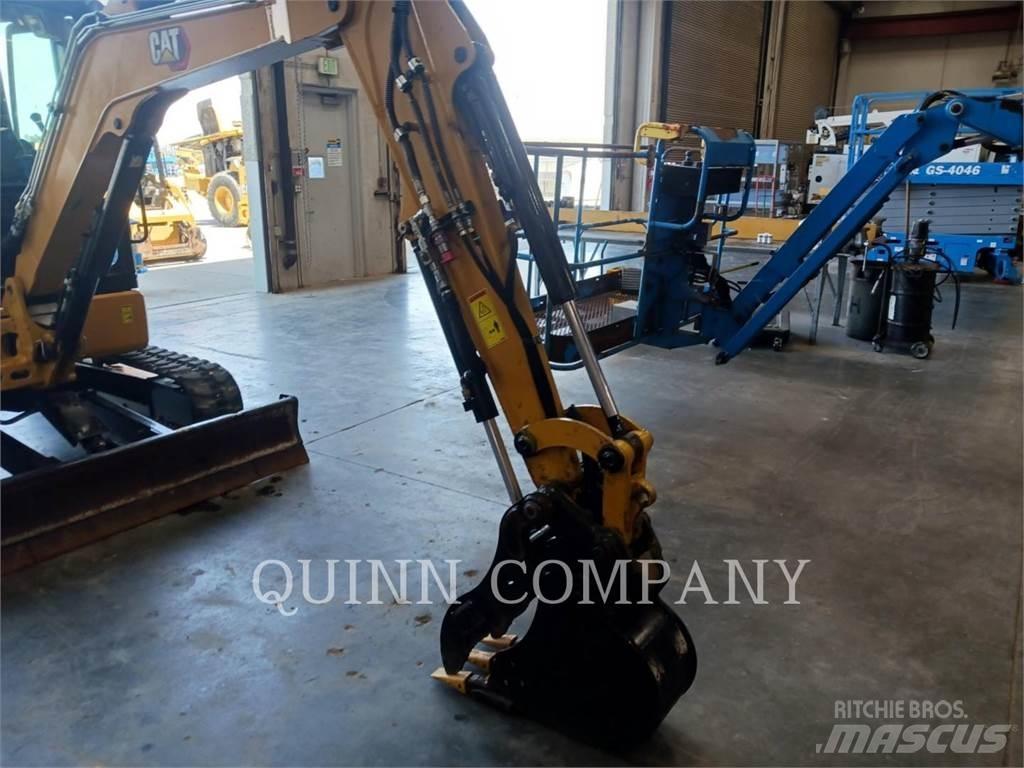 CAT 303.5E2CR حفارات زحافة