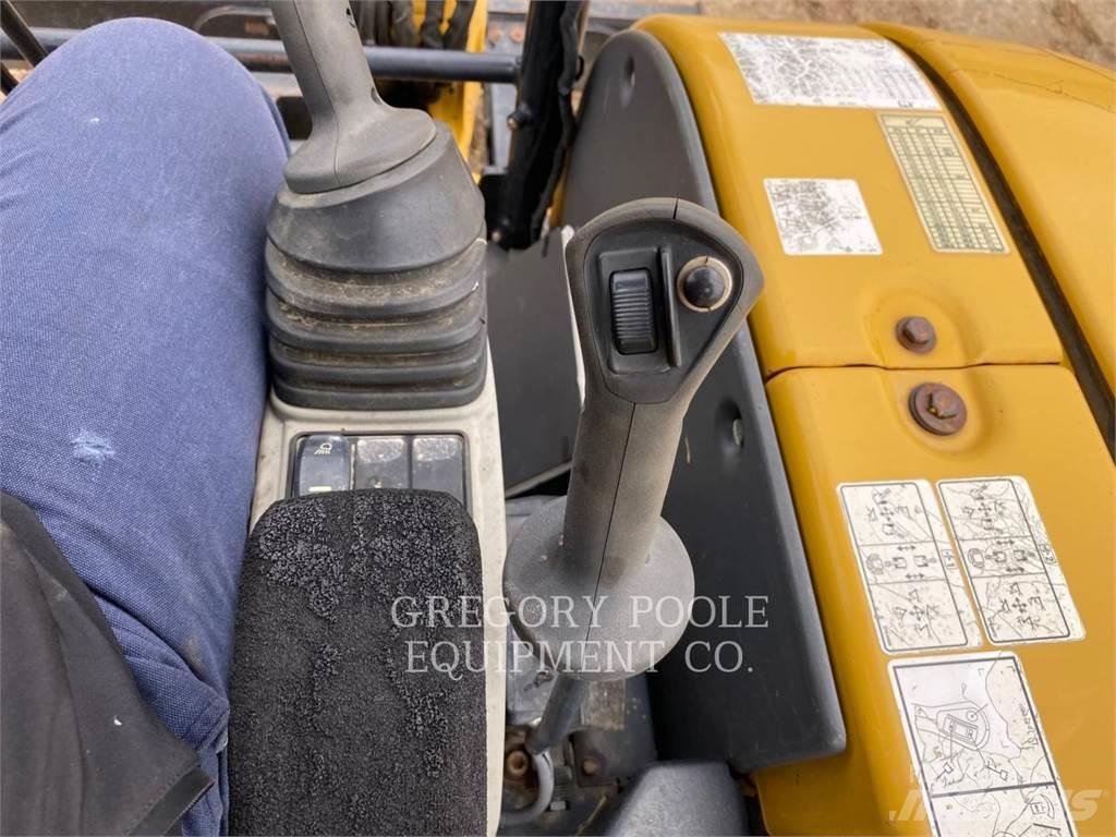 CAT 303.5E2CR حفارات زحافة
