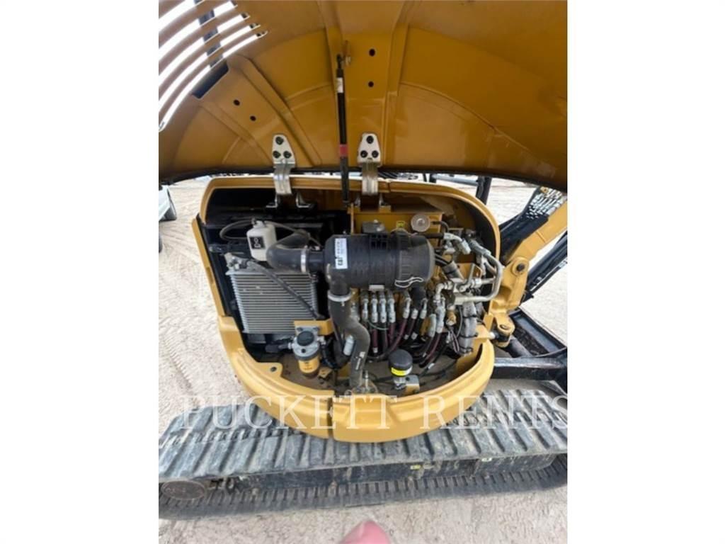 CAT 303.5E2CR حفارات زحافة