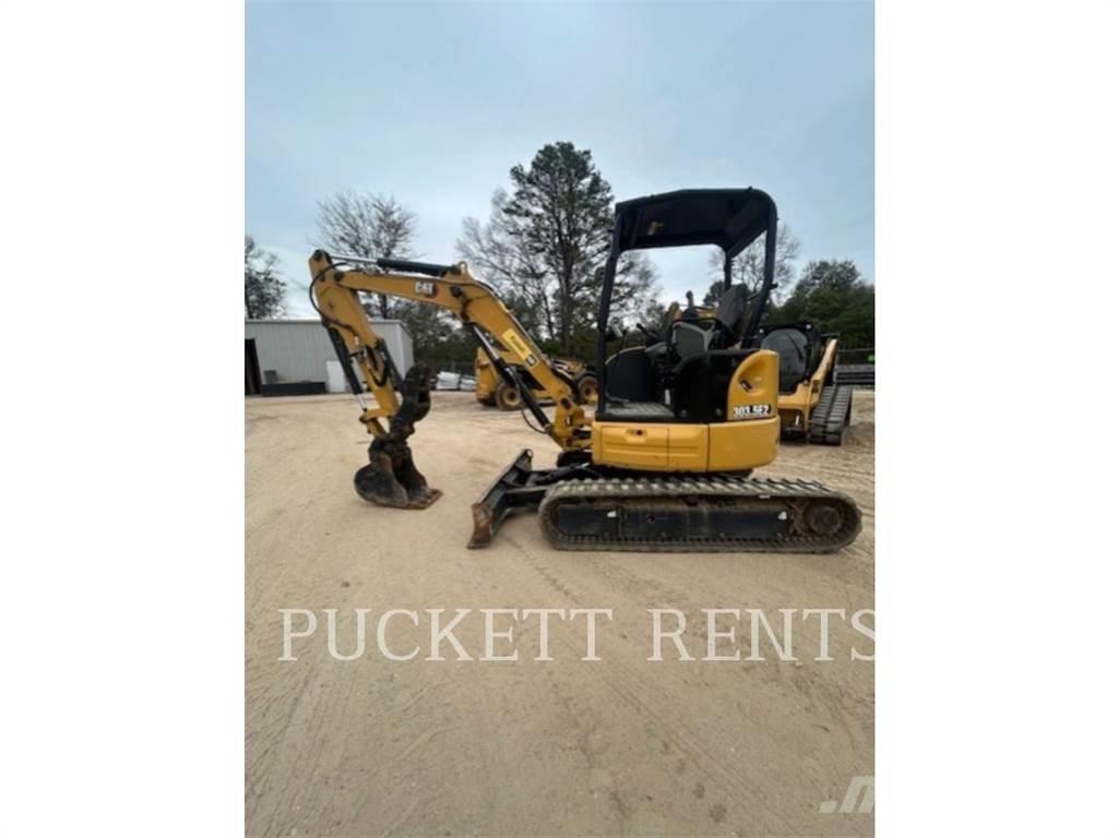 CAT 303.5E2CR حفارات زحافة