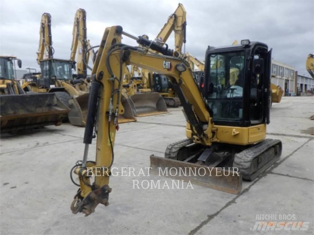 CAT 303.5E2CR حفارات زحافة