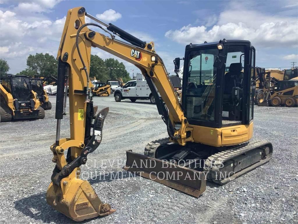 CAT 303.5E2CR حفارات زحافة