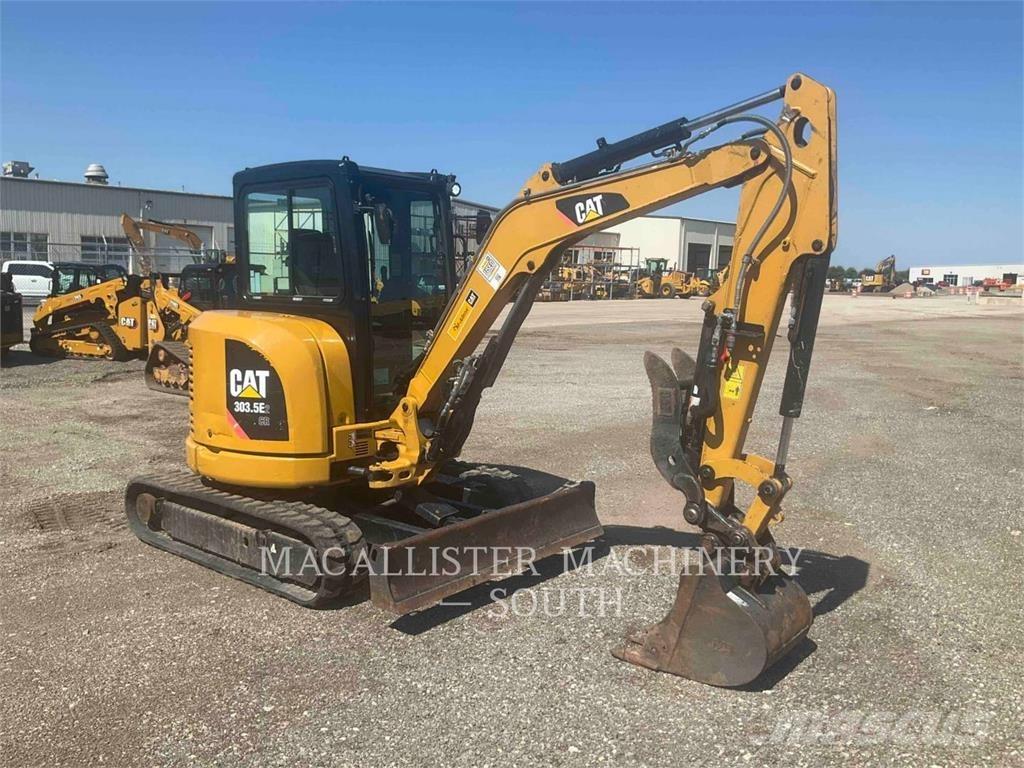 CAT 303.5E2CR حفارات زحافة