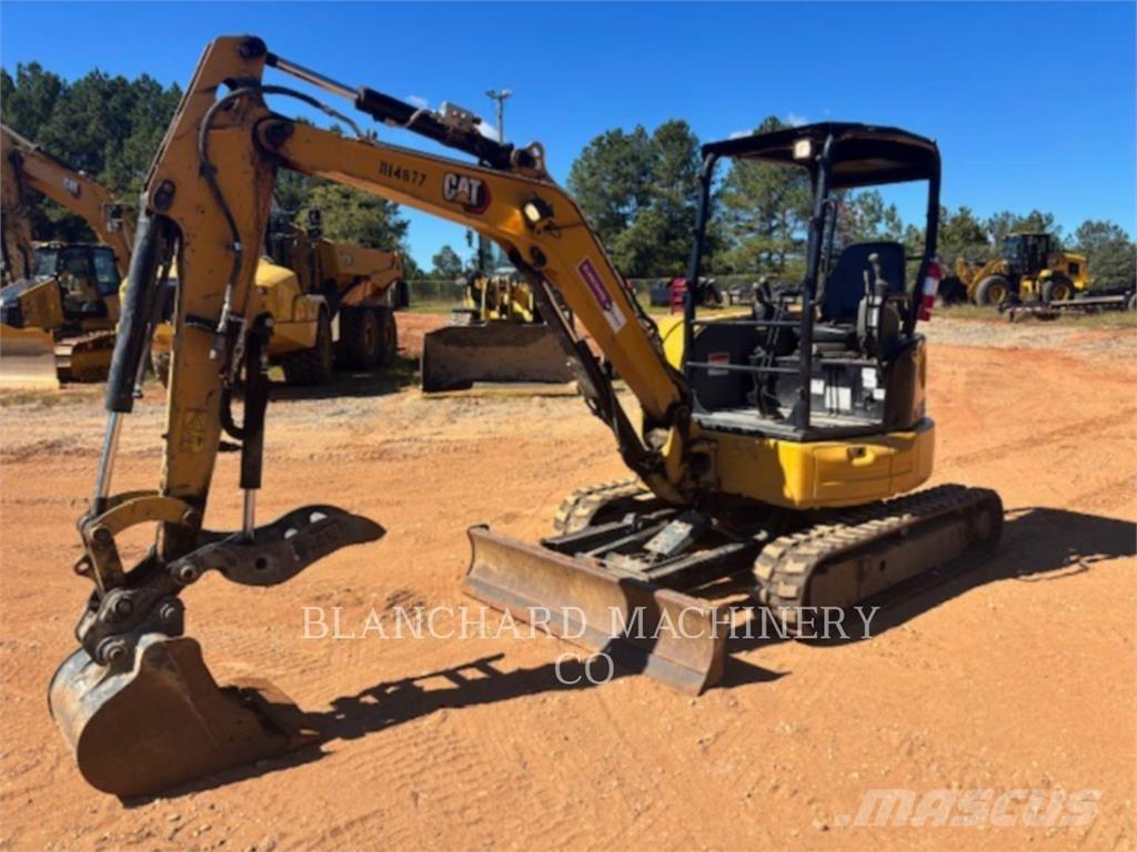 CAT 303.5E2CR حفارات زحافة