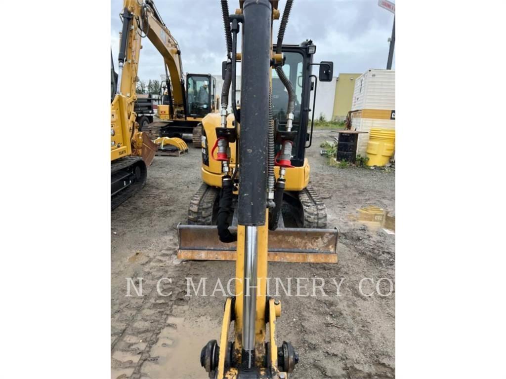 CAT 303.5E2CRB حفارات زحافة