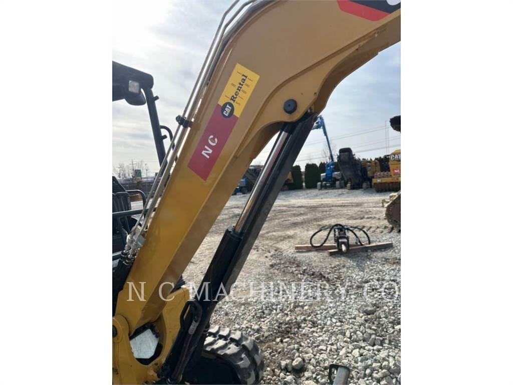 CAT 303.5E2CRN حفارات زحافة