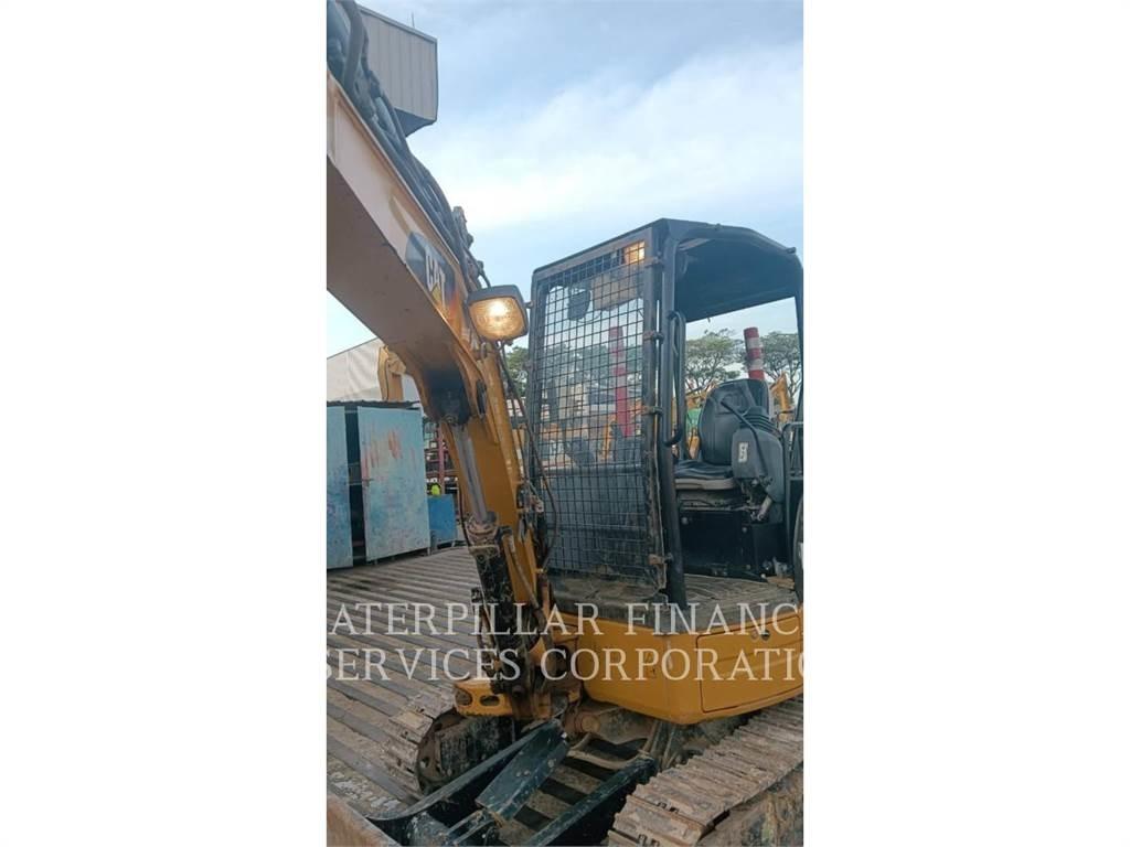CAT 303.5ECR حفارات زحافة