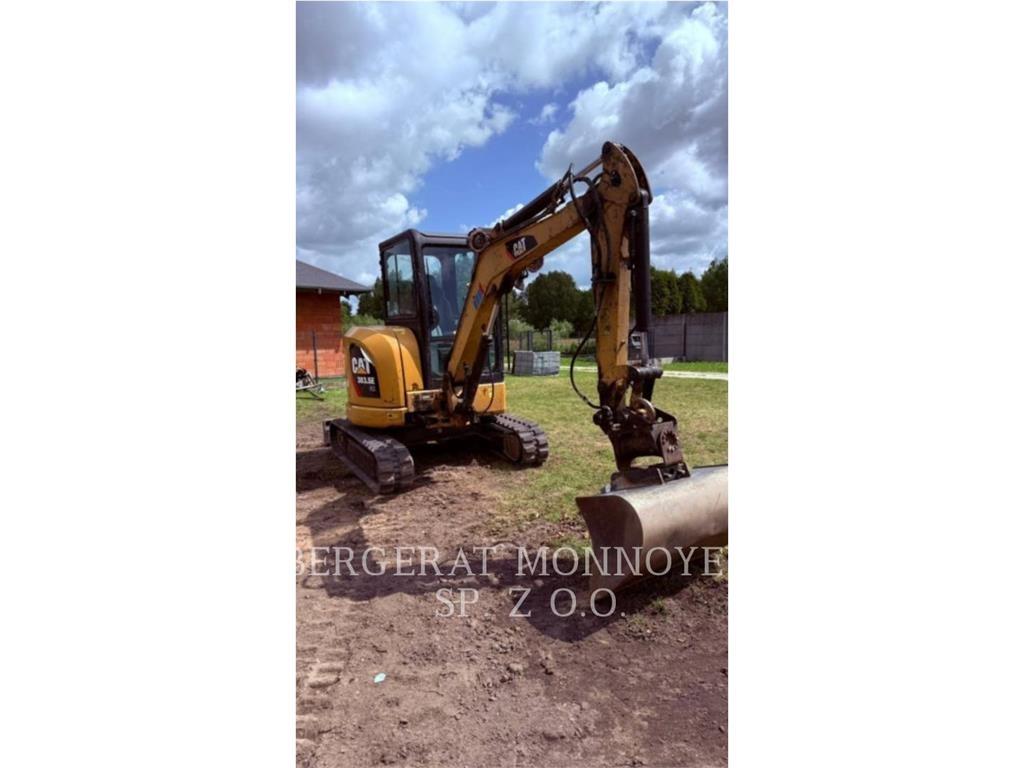 CAT 303.5ECR حفارات زحافة