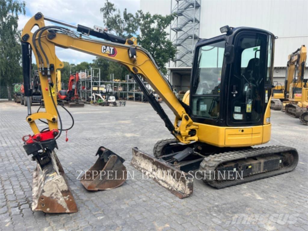 CAT 303.5ECR حفارات زحافة
