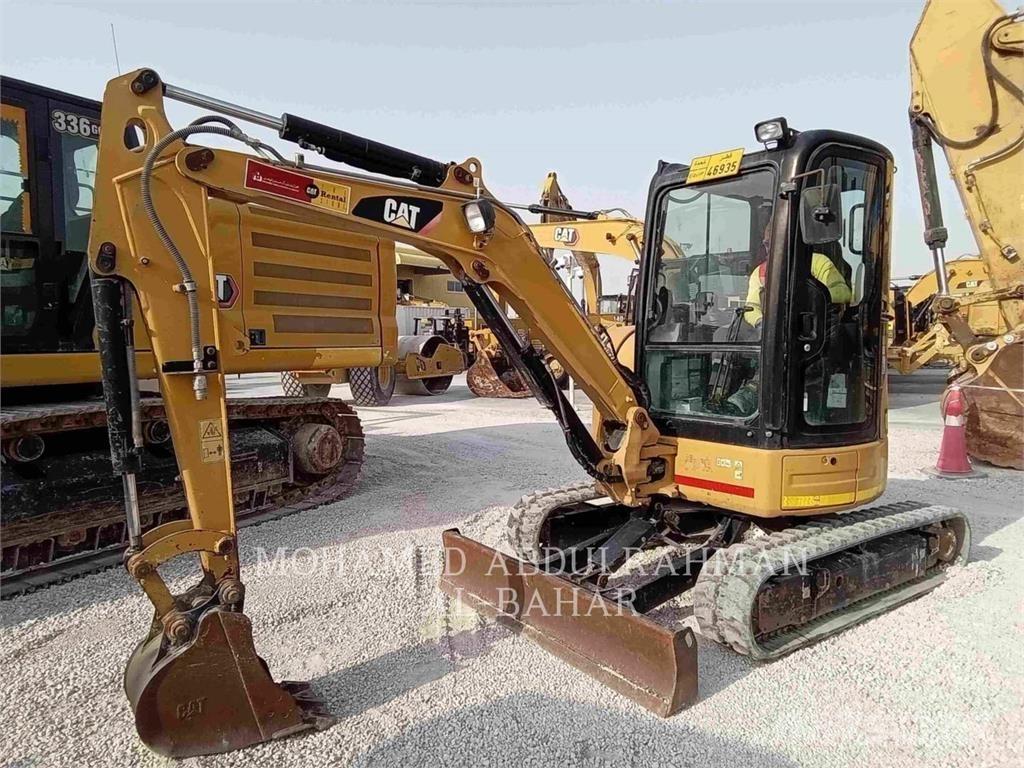 CAT 303.5ECR حفارات زحافة