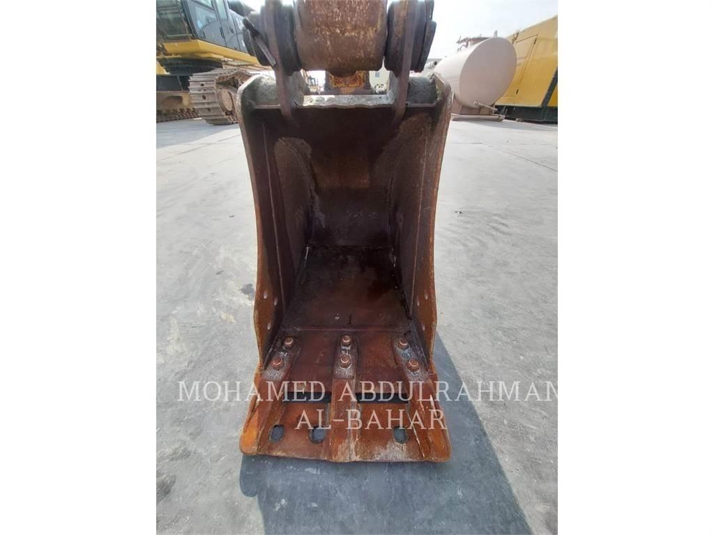CAT 303.5ECR حفارات زحافة