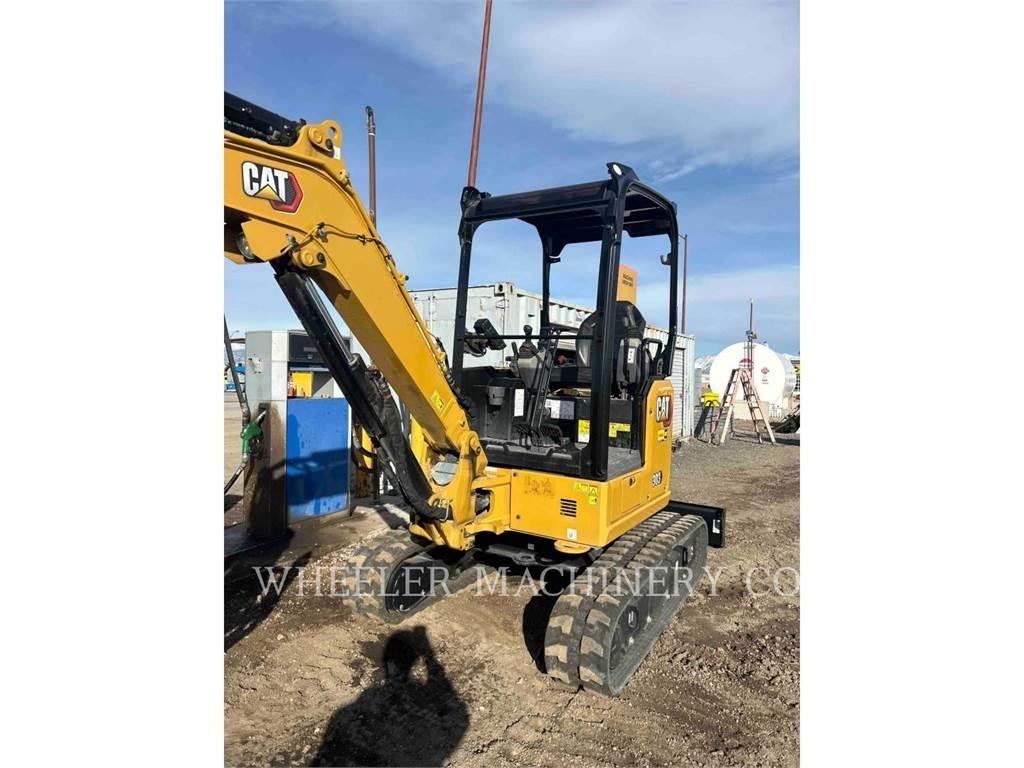 CAT 303 C1 TH حفارات زحافة