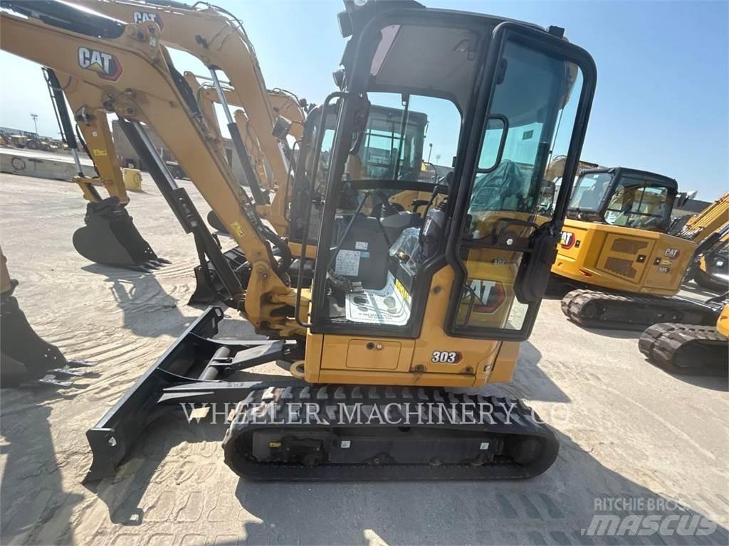 CAT 303 C3 حفارات زحافة