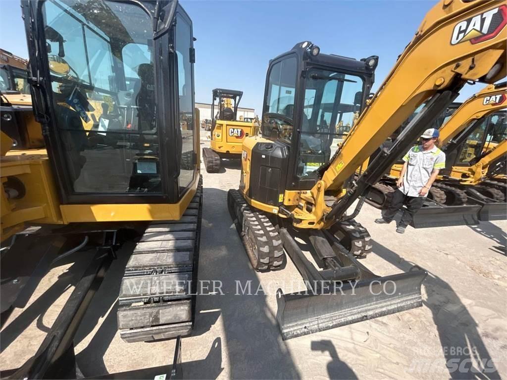 CAT 303 C3 حفارات زحافة