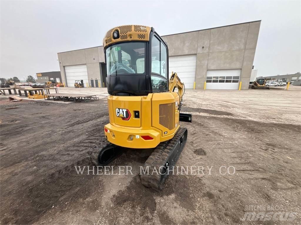 CAT 303 C3 حفارات زحافة