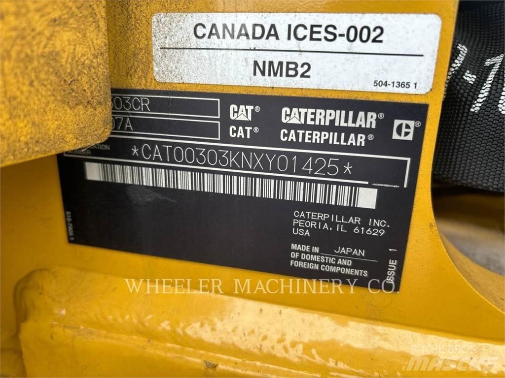 CAT 303 C3 حفارات زحافة