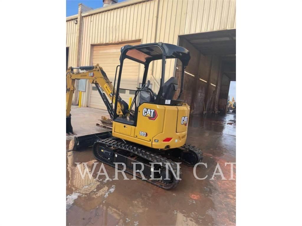 CAT 303 CR حفارات زحافة