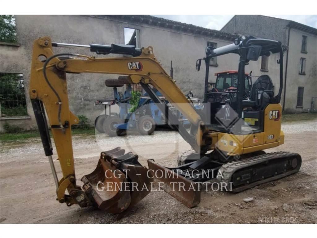 CAT 303 CR حفارات زحافة